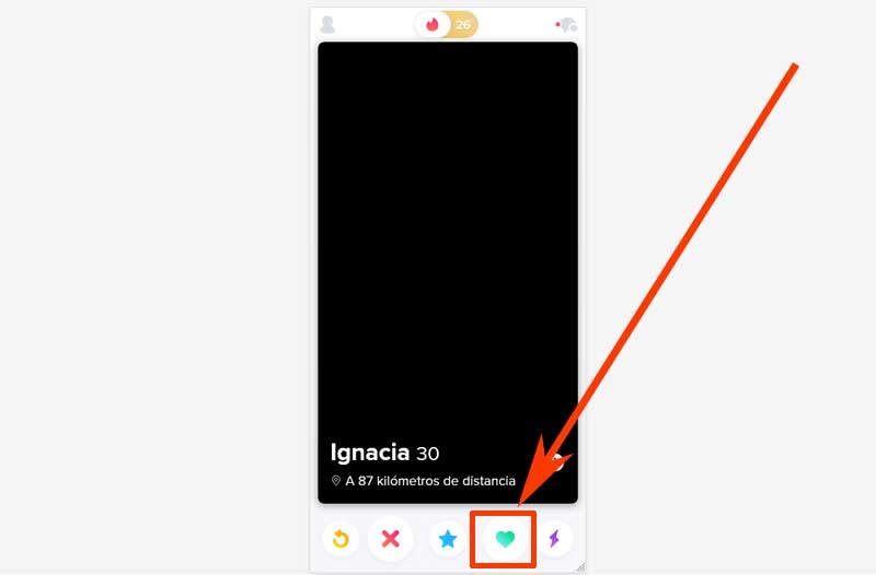 como dar un like en tinder